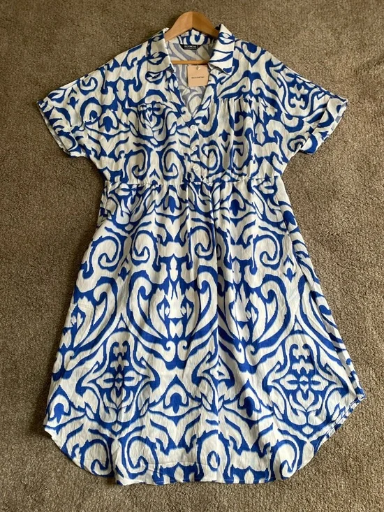 BloomChic Blue and White Printed Midi Dress Button Detail Size 14/16 NWT - Picture 7 of 11